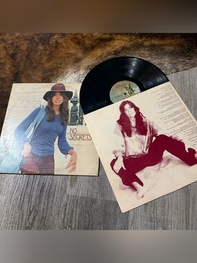 Carly Simon No Secrets Vinyl LP 1972 Elektra EKS-75049 You’re So Vain w/ Insert